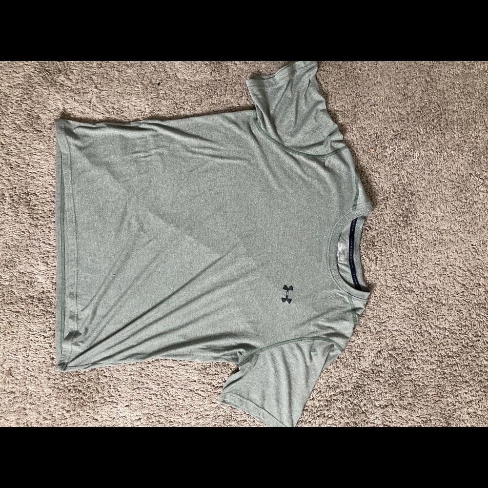 Under armour workout shirt